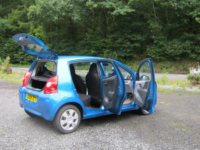 Suzuki Alto SZ3 5 Door Hatchback